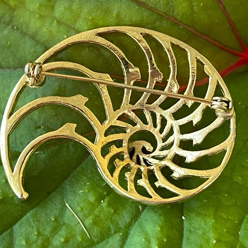 Vintage Gold Nautilus Brooch